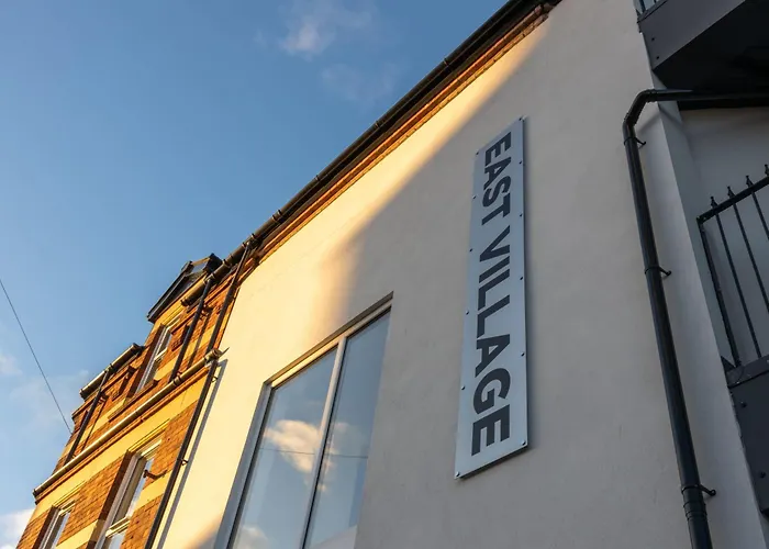Contemporary 2 Bed Apartment -Belfast East Village