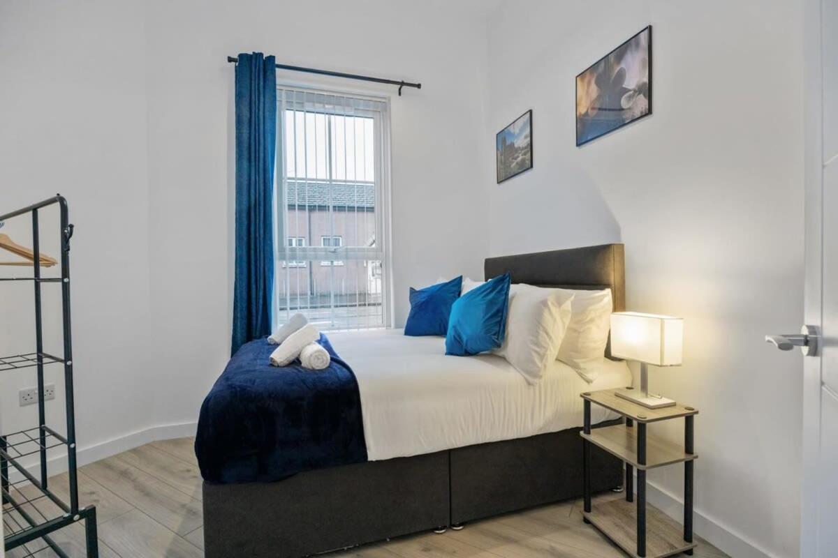 Contemporary 2 Bed -belfast East Village * Belfast