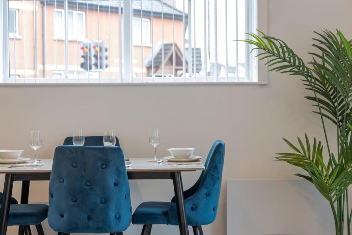 Apartment Contemporary 2 Bed -belfast East Village